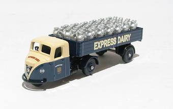 Scammell Scarab dropside & churns "Express Dairy"