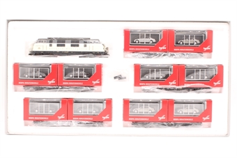BR 220 Maybach Car Transport Train Set of the DB