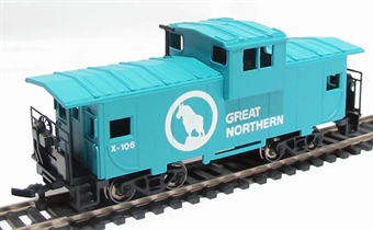 American 36ft wide vision caboose in Great Northern livery