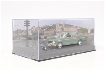 Simca 1501S with figures and pedestrian crossing