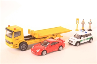 Recovery Lorry, Mercedes atego, Police Mini cooper, porsche 911 gt2 and figures