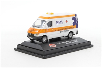 Mercedes-Benz /Dodge Sprinter van EMS Ambulance