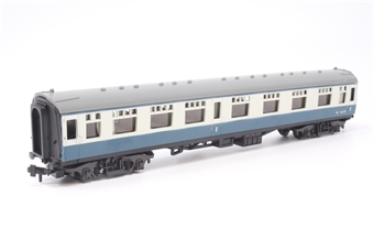 1st class corridor composite in BR blue & grey M16171 - 'Coachbuilder' kit