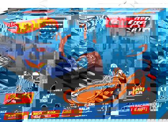 Carrera GO!!! Hot Wheels™ - Challenger Single-Lane Racetrack (6.0m)