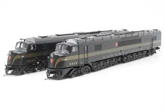 Baldwin 'Centipede' twin-set #5828A1/A2 of the Pennsylvania Railroad - DCC sound fitted (both units)