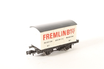 12T Single Vent Van 'Fremlin Bros'