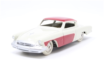 Studebaker Commander (Dinky Reproduction)