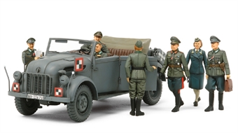 Steyr 1500A with 7 HQ staff