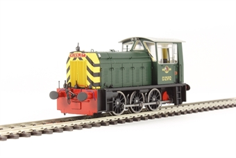 Class 05 Hunslet shunter D2592 in BR green with wasp stripes