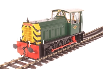 Class 05 shunter in BR green with wasp stripes (early version)
