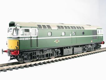 Class 27 BRCW Sulzer diesel D5401 in BR green with small yellow panels