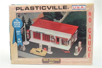 'Plasticville' Gas Station Construction Kit
