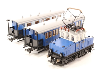 MHI Membership Meeting Train Pack - with Steeple Cab loco and two coaches