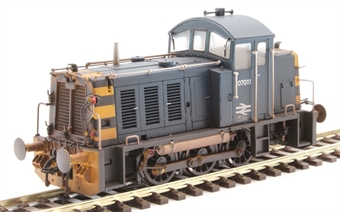Class 07 07011 in BR blue with wasp stripes and air brakes - weathered