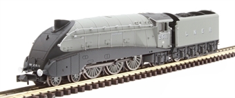 Class A4 4-6-2 2511 "Silver King" in LNER silver grey