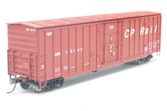 7-Post Boxcar #19142 of the SOO line