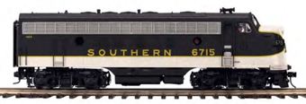 F7A EMD 6751 of the Southern - powered