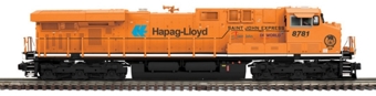 ES44AC GE 8781 of the Hapag-Lloyd