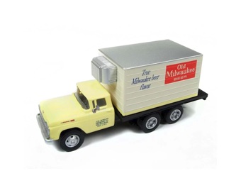 1941-1946 Refrigerated Chevy box Truck Old Milwaukee