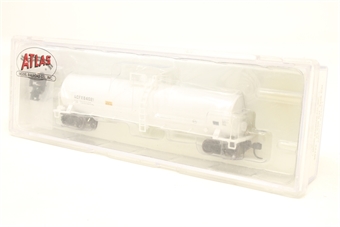23,500 gallon general service tank car of Amoco Oil - white & black 84021