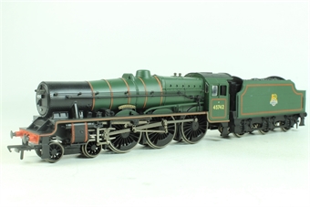 Class 5XP Jubilee 4-6-0 45742 'Connaught' in BR lined green with early emblem