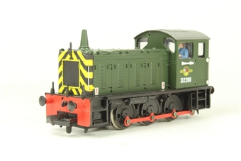 Class 04 Shunter D2280 in BR Green Livery with Late Crest & Wasp Stripes