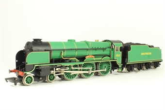 Lord Nelson Class 4-6-0 850 'Lord Nelson' in SR Malachite Green - Limited Edition of 1000 Pieces