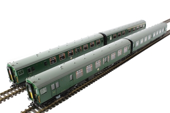 Class 411 4CEP EMU 7122 in BR Green with yellow warning panels