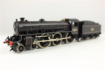 Class B1 4-6-0 61354 in BR lined black with Late Crest