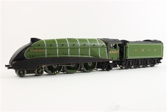 Class A4 4-6-2 4482 "Golden Eagle" in LNER green