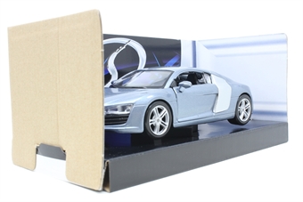 Audi R8 Silver blue metallic