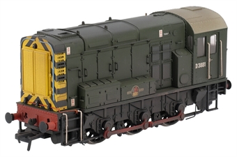 Class 08 D3881 in BR green with wasp stripes - weathered