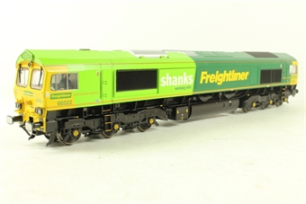Class 66 66522 'East London Express' in Freightliner Working With Shanks (Reversible) Two Tone Green Livery - Limited Edition for Kernow Model Rail