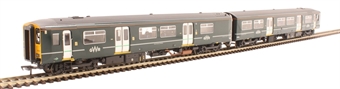 Class 150/2 150216 in GWR green with passenger figures