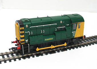 Class 08 Shunter 08585 in Freightliner Green Livery