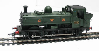 Class 8750 0-6-0 Pannier tank loco 3715 in GWR green