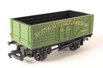7 Plank Wagon 8572 in 'North Norfolk Railway' Green Livery - Limited Edition for North Norfolk Railway