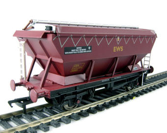 46 Ton GLW CEA covered hopper wagon 360955 in EWS livery with centre EWS branding
