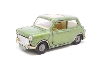 BMC Mini Cooper S in green