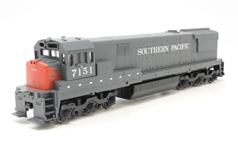 U28C GE 7151 of the Southern Pacific Lines
