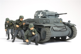 Panzer PzKpfw II with 4 figures - Polish Campaign