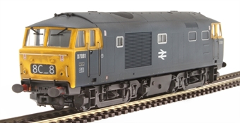 Class 35 'Hymek' D7081 in BR blue with full yellow ends - weathered