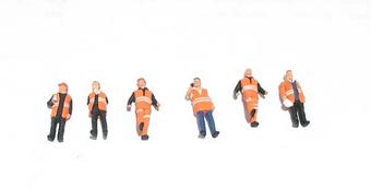 Lineside permanent way workers (x6)