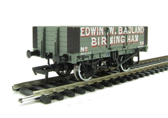 5 plank wagon with wooden floor in Edwin W. Badland livery