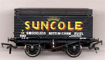 8-plank wagon with coke rail "Suncole" 5062
