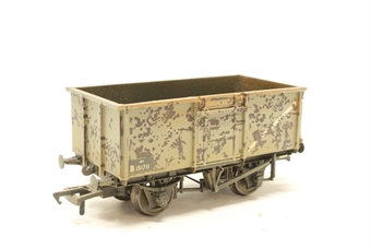 16T steel mineral wagon in BR grey B151711 (weathered) - split from multi-pack