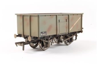 16 Ton steel mineral wagon in BR grey without top flat doors B25311 - weathered