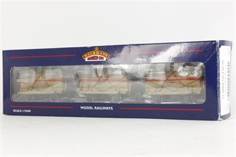 14 Ton Tank Wagons in War Office buff livery - Pack of 3 - 83, 84 & 85 - Limited Edition for Castle Trains