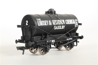 14 ton tank wagon with large filler cap 2 - 'Lindsey & Kesteven Chemical Co.'  - Limited edition for B&H Models