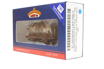 Bachmann Branchline 37 680BDELUXETMC2 14 Ton Tank Wagon Fina Silver